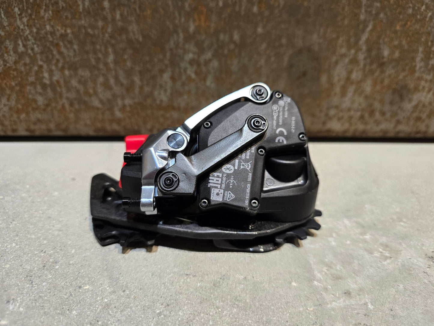 Schaltungsteile von Sram, SRAM RED ETAP AXS SCHALTWERK 12 FACH D1 / 33T in variant_title vor USEDBIKES - OB.DE Hintergrund