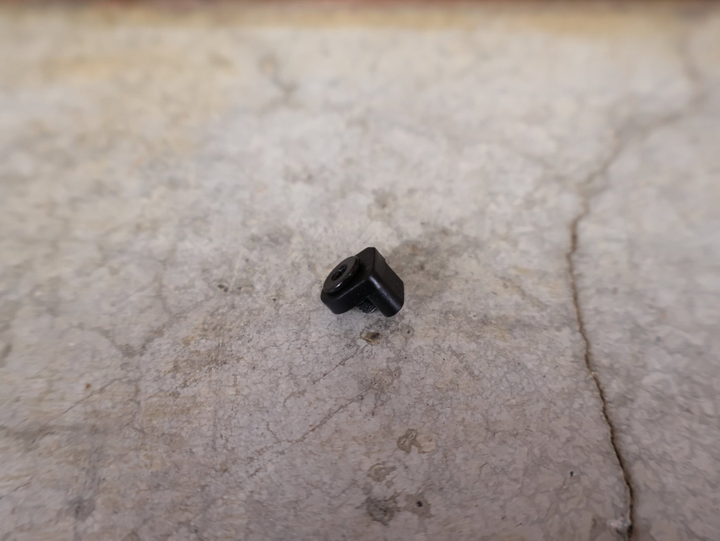 Kettenblatt von Sram, SRAM RED / FORCE AXS KETTENBLATT - KIT 48 - 35 ZÄHNE – THREAD MOUNT / X - RANGE vor USEDBIKES - OB.DE Hintergrund