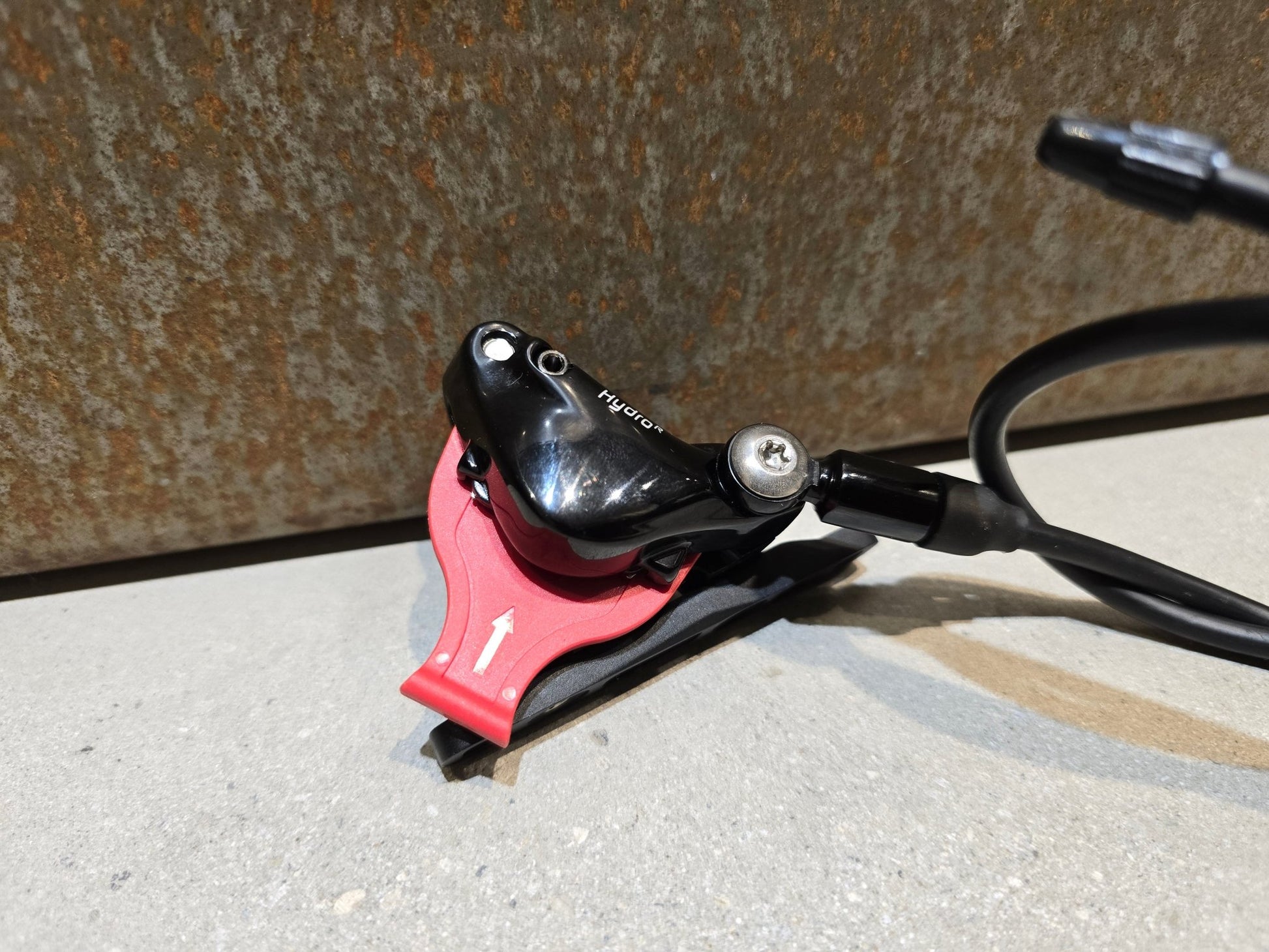 Brems - / Schalthebel von Sram, SRAM SCHALT - / BREMSHEBEL RIVAL 1 / 22 DISC / LINKS / RECHTS / B - WARE in variant_title vor USEDBIKES - OB.DE Hintergrund