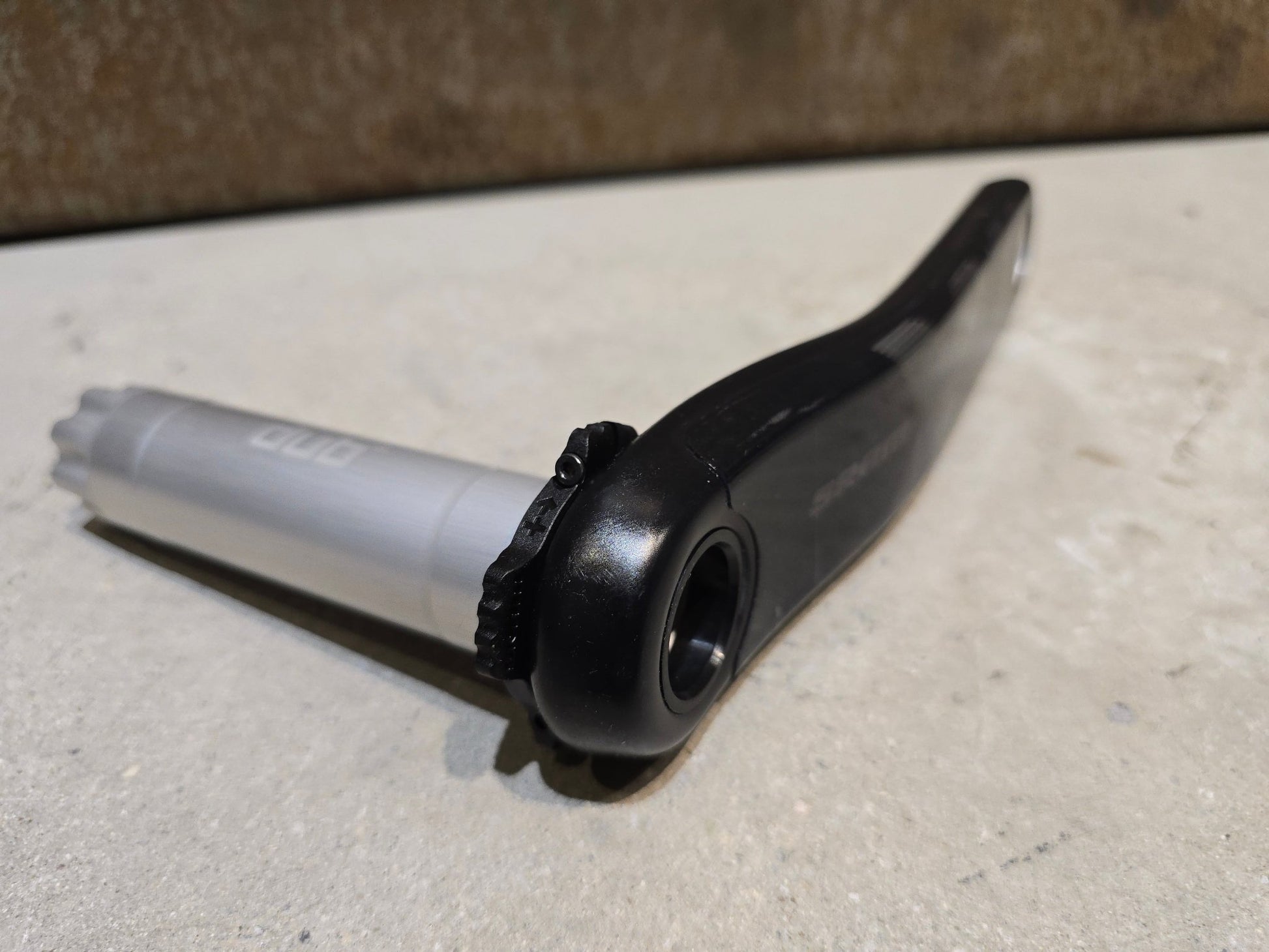 Kurbel von Sram, SRAM XX1 KURBELARM EAGLE DUB / 165MM / LINKS in variant_title vor USEDBIKES - OB.DE Hintergrund