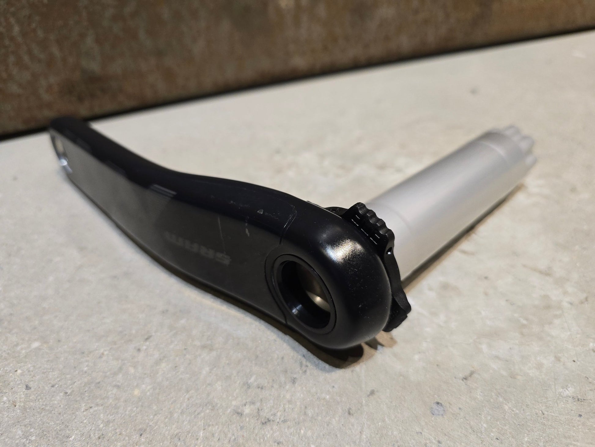 Kurbel von Sram, SRAM XX1 KURBELARM EAGLE DUB / 165MM / LINKS in variant_title vor USEDBIKES - OB.DE Hintergrund