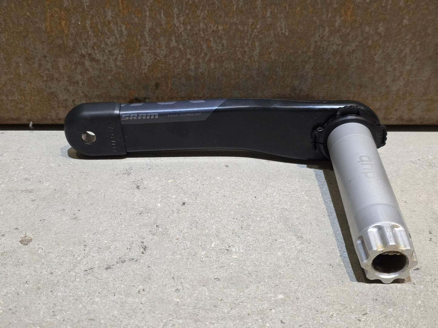 Kurbel von Sram, SRAM XX1 KURBELARM EAGLE DUB / 170 - 175MM / LINKS in variant_title vor USEDBIKES - OB.DE Hintergrund