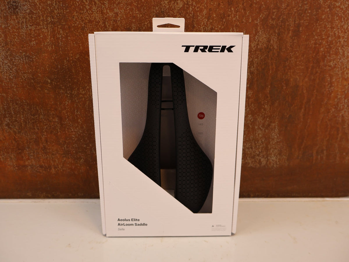 Sattel von Trek, TREK AEOLUS ELITE AIRLOOM 3D SATTEL 135 MM vor USEDBIKES-OB.DE Hintergrund