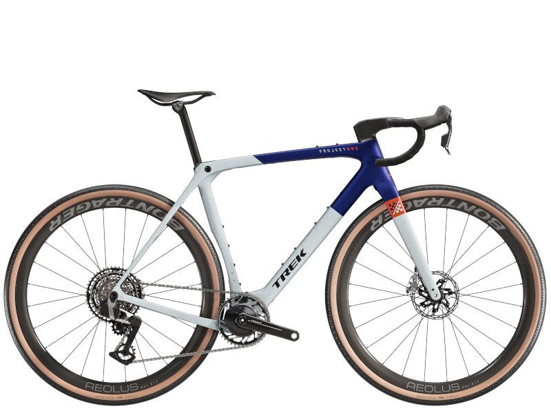 Gravel/Cyclocross von Trek, TREK CHECKMATE SLR 9 AXS / MATTE HEX BLUE / L vor USEDBIKES - OB.DE Hintergrund