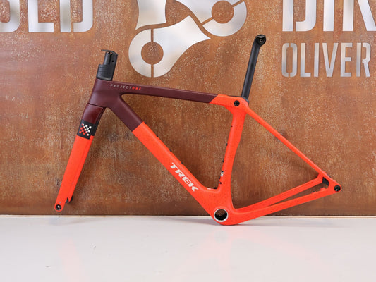 Gravel-/Cyclocrossrahmen von Trek, Trek Checkmate SLR Gravel Rahmenset 800 OCLV / S vor USEDBIKES-OB.DE Hintergrund