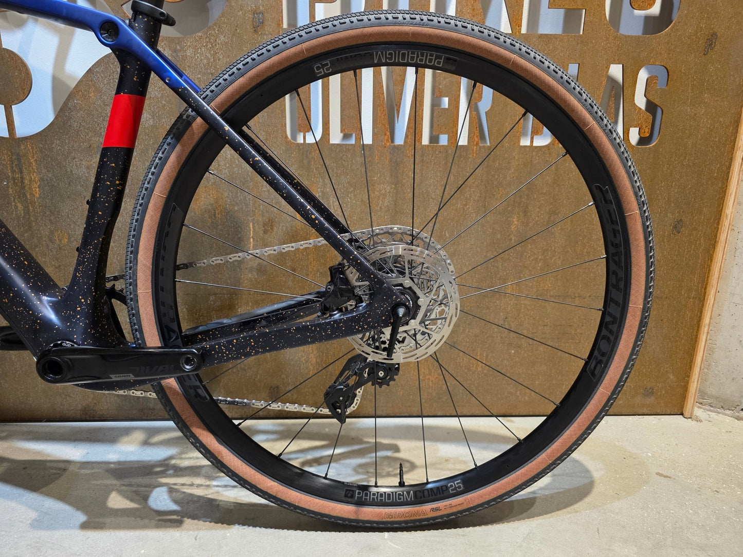 Gravel/Cyclocross von Trek, TREK CHECKPOINT SL 6 AXS GEN 3 / XS vor USEDBIKES - OB.DE Hintergrund