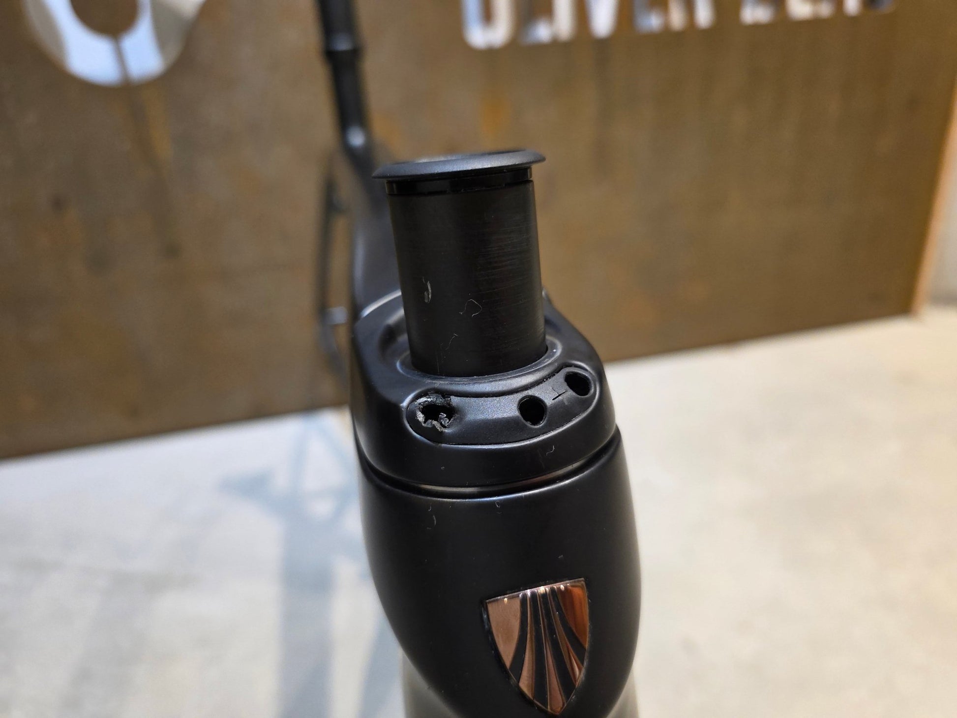 Gravel - /Cyclocrossrahmen von Trek, TREK CHECKPOINT SLR RAHMENSET / OLIVE GREY / DISC / 54CM in variant_title vor USEDBIKES - OB.DE Hintergrund