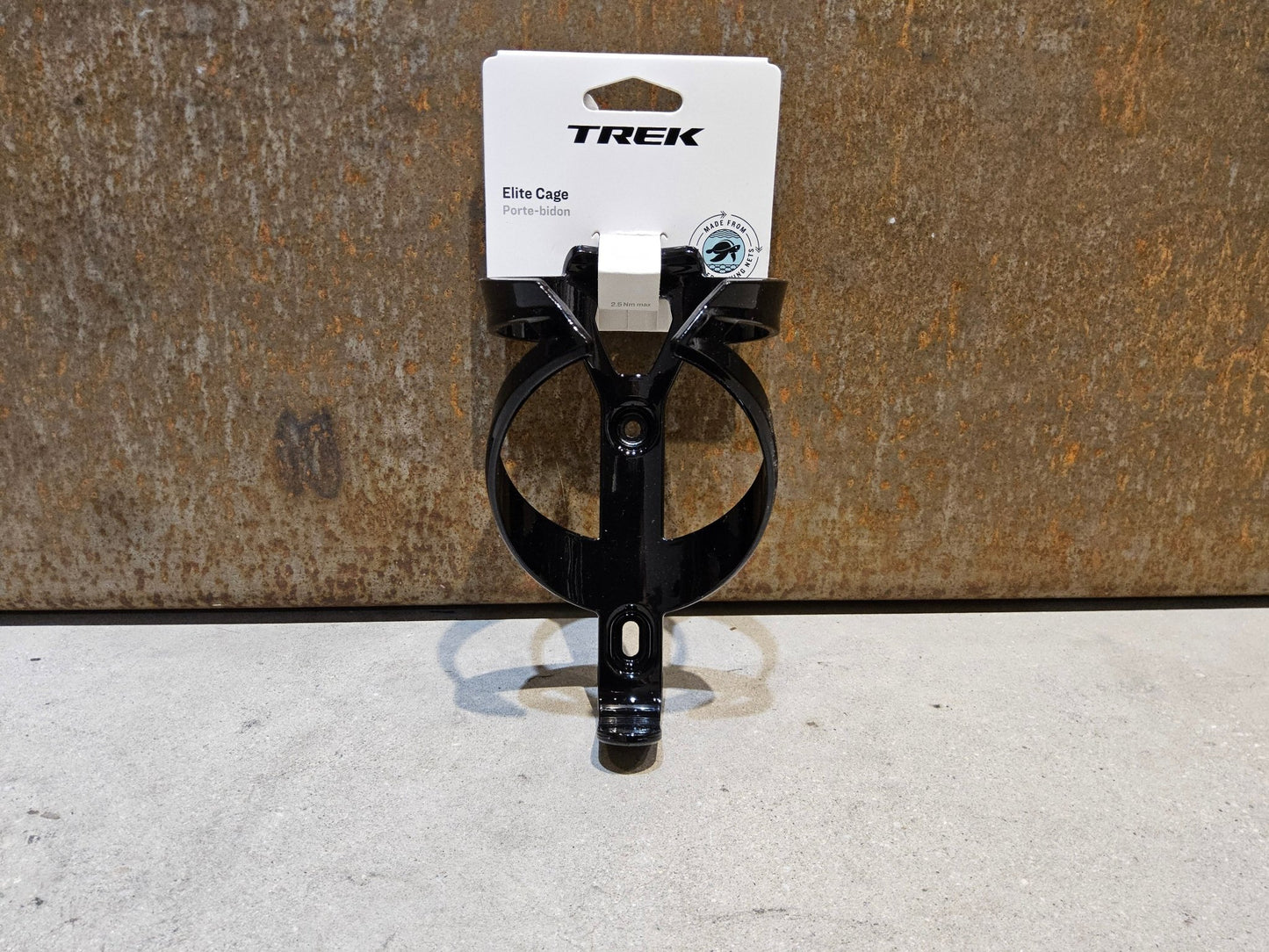 Trinkflaschen und Halter von Trek, TREK ELITE RECYCLED FLASCHENHALTER / BLACK vor USEDBIKES - OB.DE Hintergrund