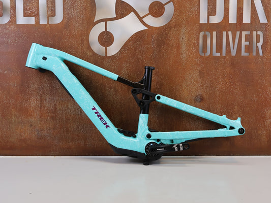 Mountainbikerahmen von Trek, Trek Fuel+ LX 5 Gen 2 Rahmen TQ 580Wh Unbroken / L vor USEDBIKES-OB.DE Hintergrund
