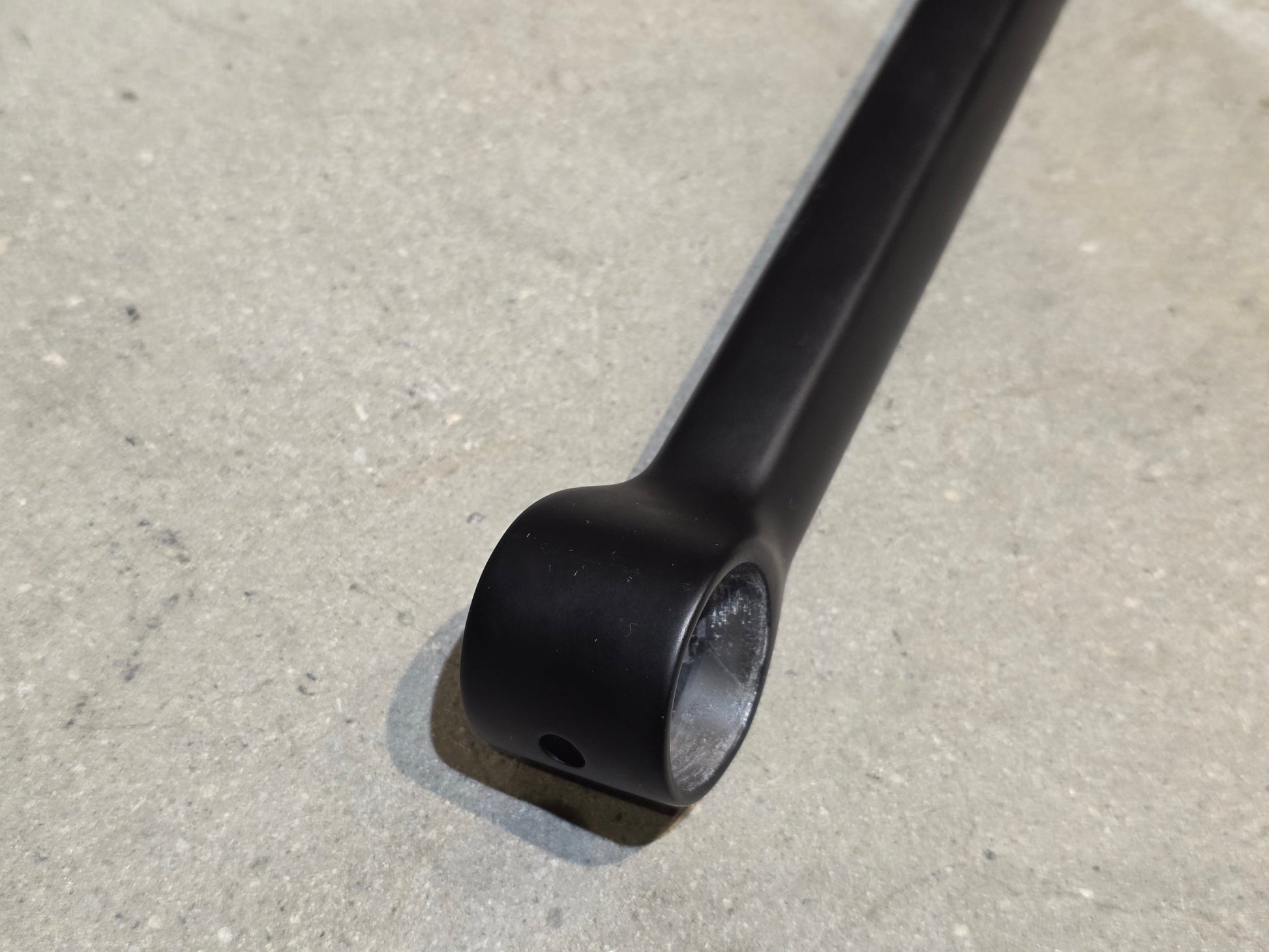 Sattelstütze von Trek, TREK KVF AERO SATTELSTÜTZE 280MM / SB 5MM vor USEDBIKES - OB.DE Hintergrund