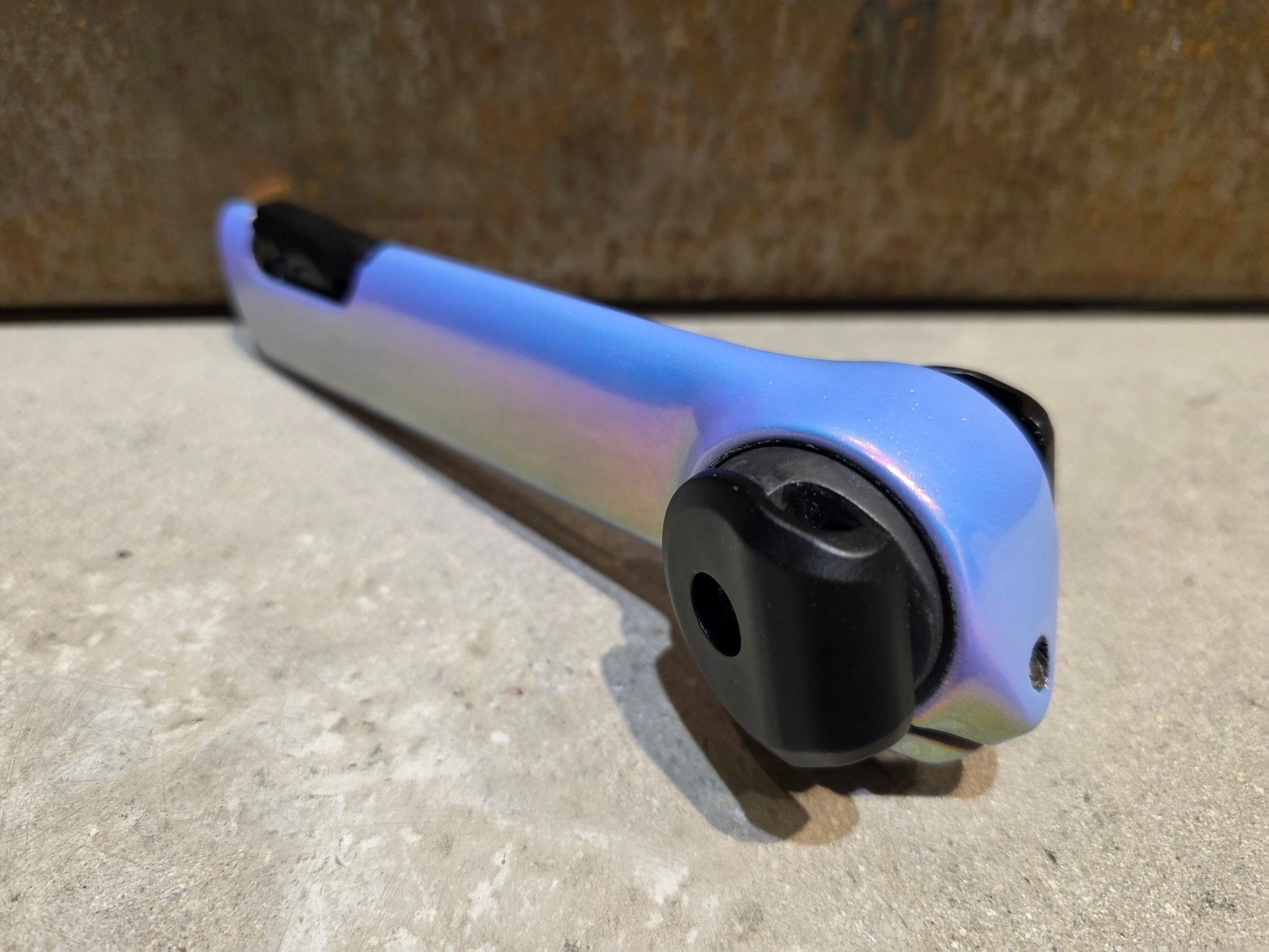 Sattelstütze von Bontrager, TREK MADONE GEN 8 SATTELSTÜTZE / TETE DE LA COURSE / 150MM / SB 0MM vor USEDBIKES - OB.DE Hintergrund