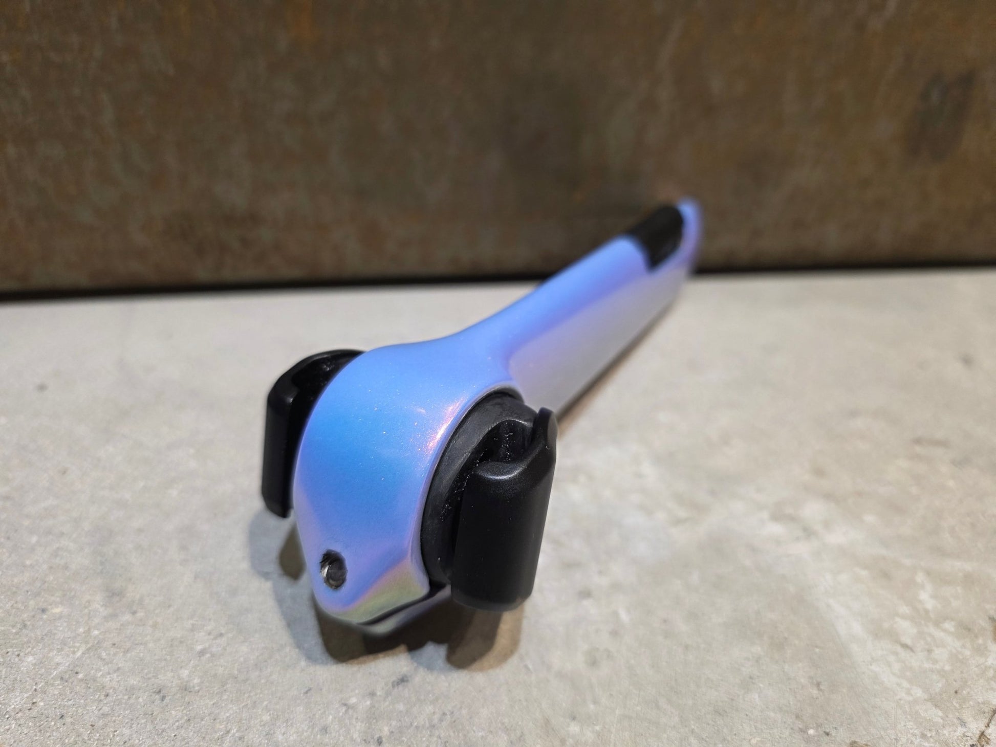 Sattelstütze von Bontrager, TREK MADONE GEN 8 SATTELSTÜTZE / TETE DE LA COURSE / 150MM / SB 0MM vor USEDBIKES - OB.DE Hintergrund