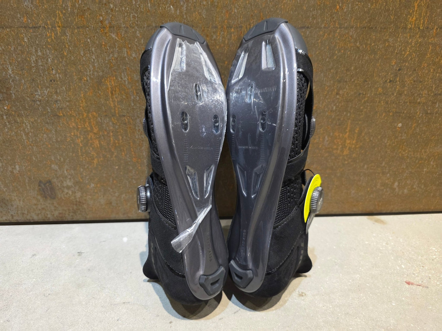RR - Herrenschuhe von Trek, TREK RSL KNIT RENNRADSCHUH / BLACK GUNMETAL vor USEDBIKES - OB.DE Hintergrund