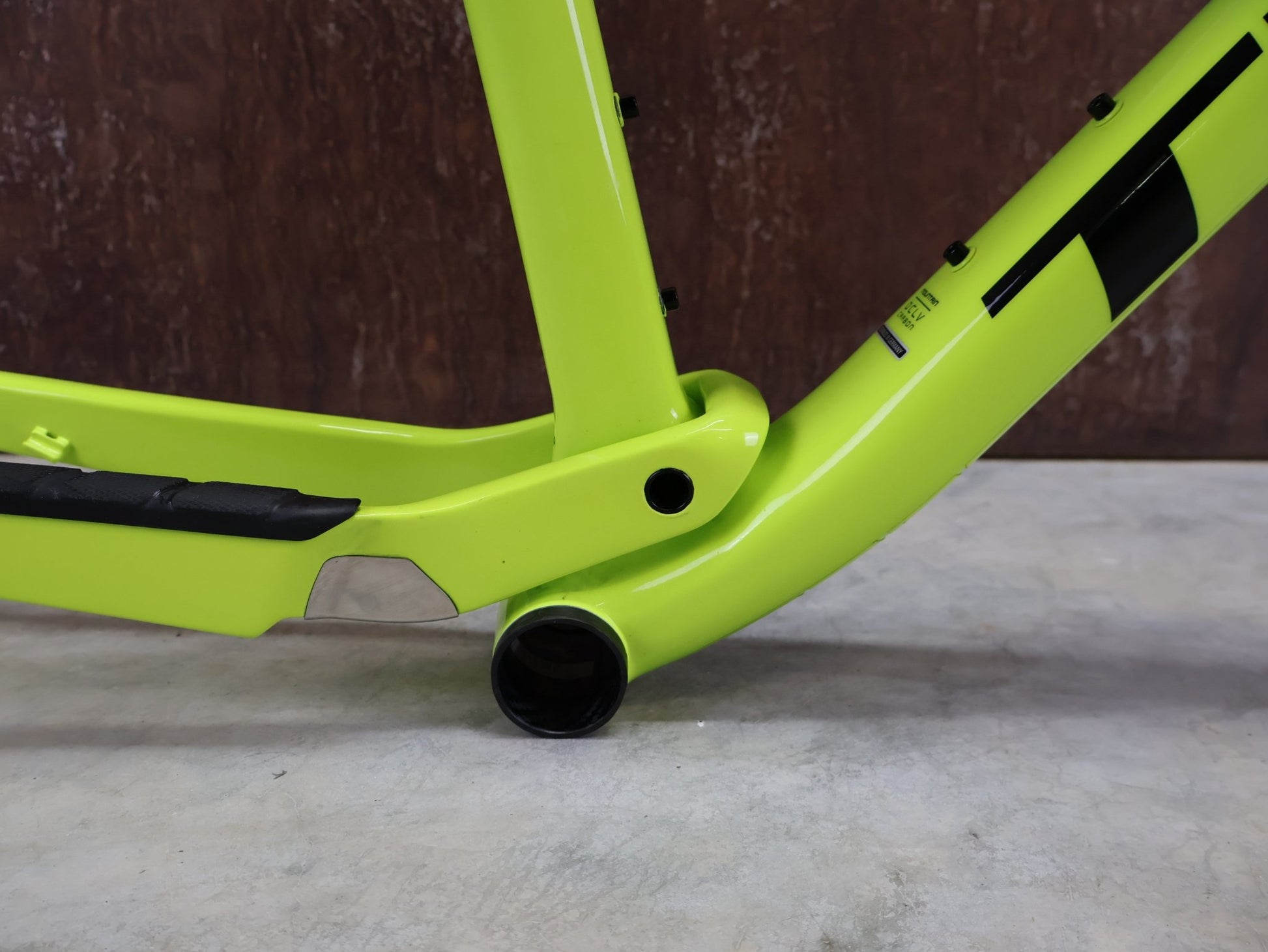 Mountainbikerahmen von Trek, TREK SUPERCALIBER GEN 1 FRAMESET INKL FEDERGABEL FOX PERFORMANCE / L vor USEDBIKES - OB.DE Hintergrund