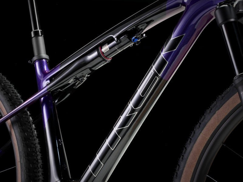 Mountainbike von Trek, TREK SUPERCALIBER SL 9.7 GX AXS T - TYPE GEN 2 / L vor USEDBIKES - OB.DE Hintergrund