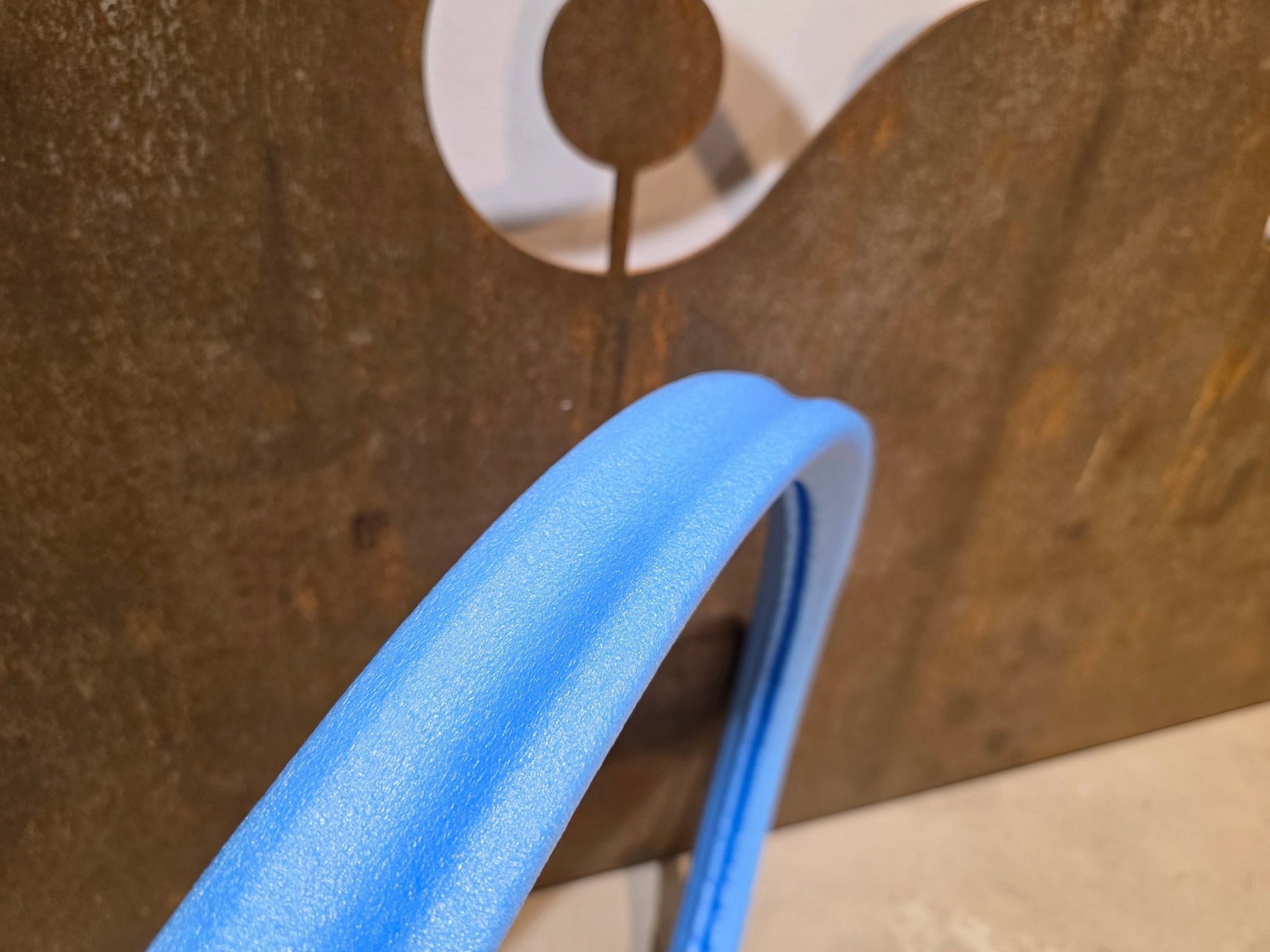 Zubehör von Tubolight, TUBOLIGHT EVO SL TUBELESS MTB REIFEN INSERT / 29 ZOLL / 2.0 - 2.4 in variant_title vor USEDBIKES - OB.DE Hintergrund