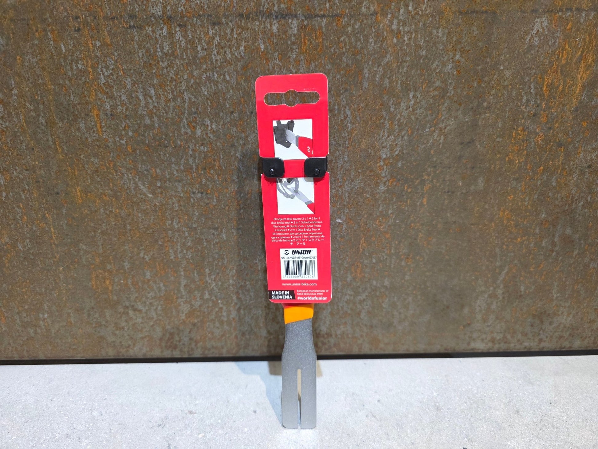 Luftpumpen & Werkzeug von Unior, UNIOR 2 - FOR - 1 DISC BRAK TOOL / SCHEIBENBREMSWERKZEUG vor USEDBIKES - OB.DE Hintergrund