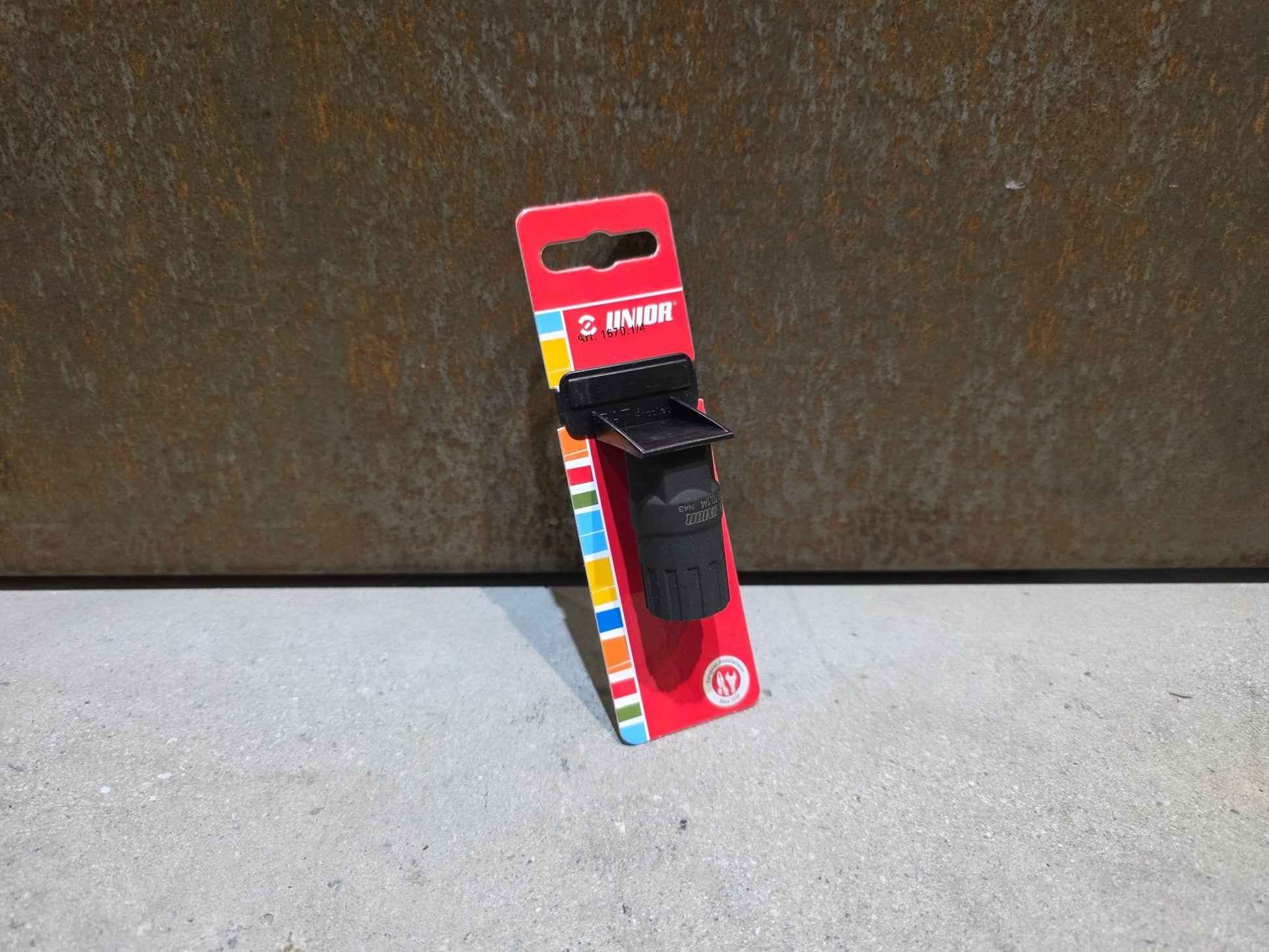 Luftpumpen & Werkzeug von Unior, UNIOR FREILAUFABNEHMER SHIMANO / 1/2" WERKZEUG vor USEDBIKES - OB.DE Hintergrund