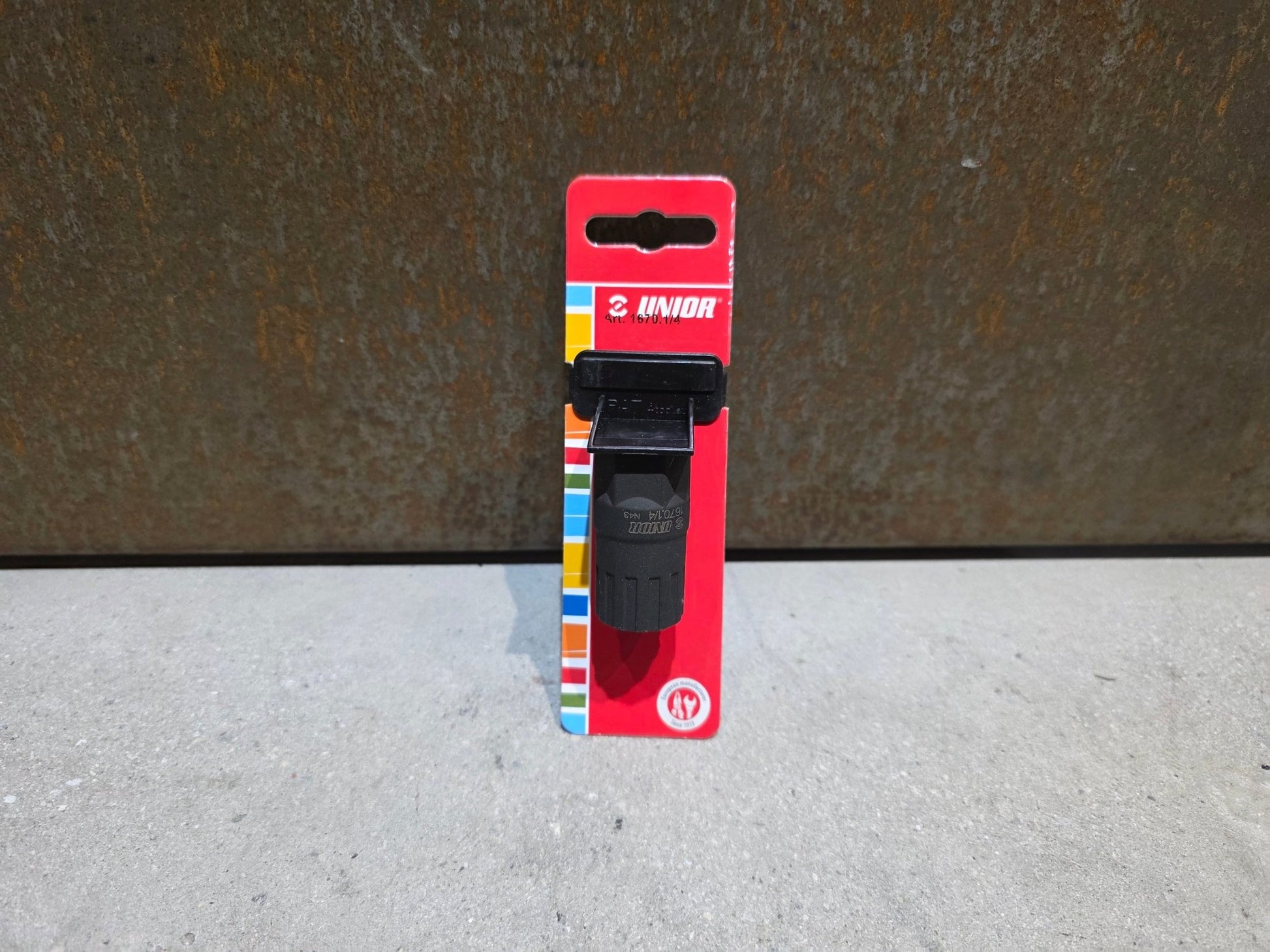 Luftpumpen & Werkzeug von Unior, UNIOR FREILAUFABNEHMER SHIMANO / 1/2" WERKZEUG vor USEDBIKES - OB.DE Hintergrund