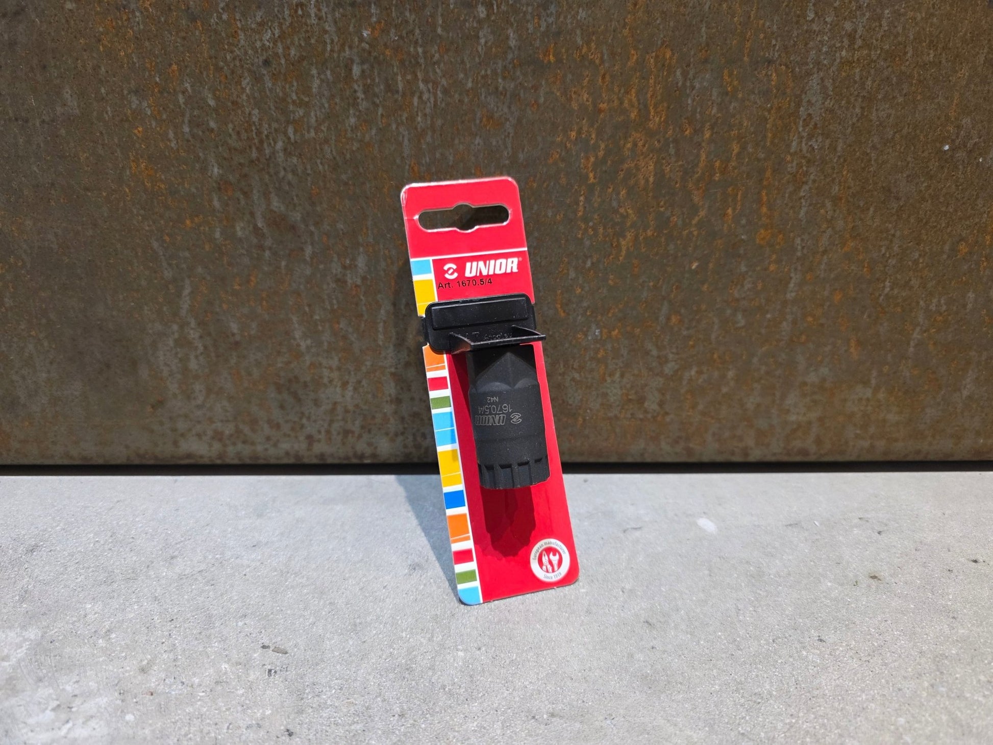 Luftpumpen & Werkzeug von Unior, UNIOR LOCKRING - / KASSETTENABZIEHER / 1/2" WERKZEUG vor USEDBIKES - OB.DE Hintergrund