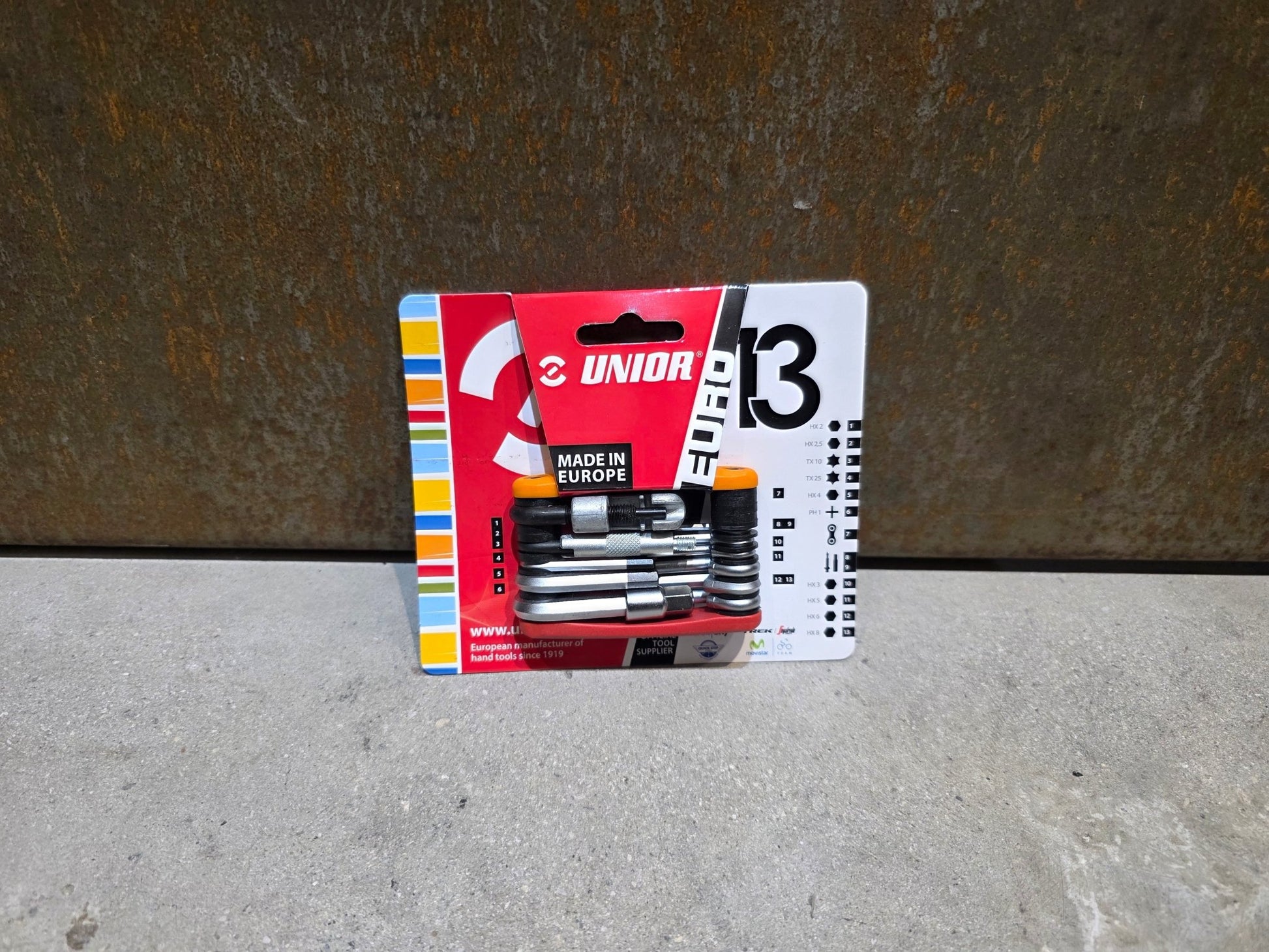 Luftpumpen & Werkzeug von Unior, UNIOR MULTITOOL EURO13 / MINIWERKZEUG vor USEDBIKES - OB.DE Hintergrund