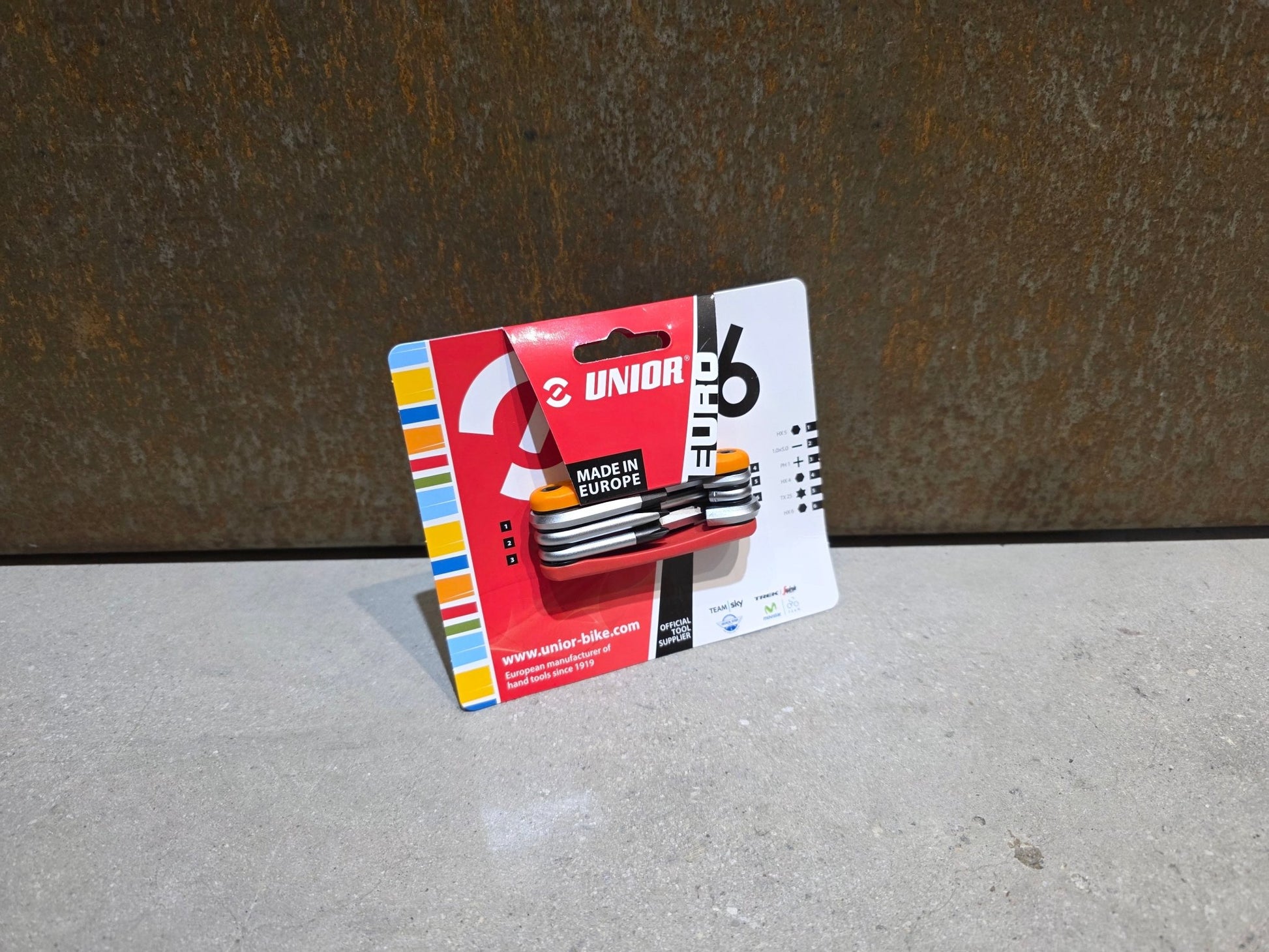 Luftpumpen & Werkzeug von Unior, UNIOR MULTITOOL EURO6 / MINIWERKZEUG vor USEDBIKES - OB.DE Hintergrund