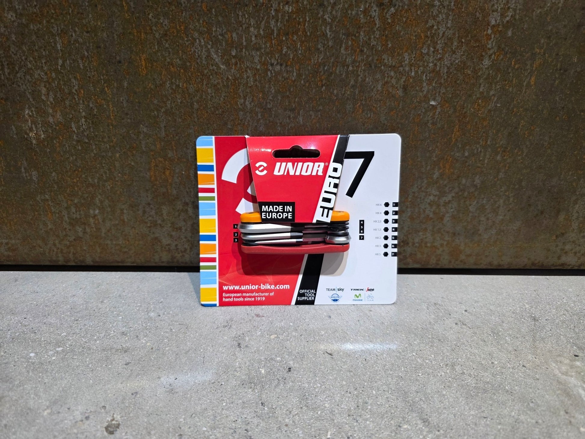 Luftpumpen & Werkzeug von Unior, UNIOR MULTITOOL EURO7 / MINIWERKZEUG vor USEDBIKES - OB.DE Hintergrund