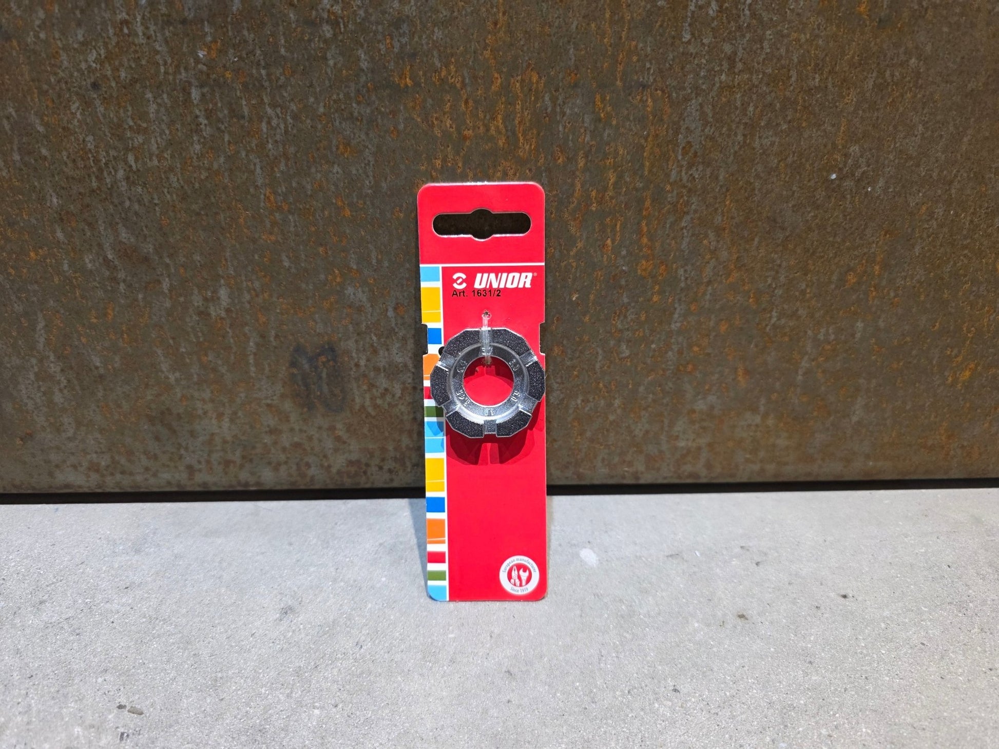 Luftpumpen & Werkzeug von Unior, UNIOR POCKET SPOKE WRENCH / SPEICHENSCHLÜSSEL vor USEDBIKES - OB.DE Hintergrund