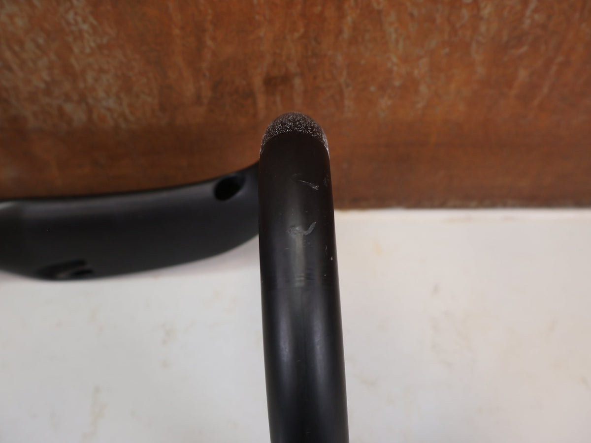 Lenker von Zipp, Zipp SL-70 Aero Carbon Lenker 42cm Matte Rapid Route / Bastlerware vor USEDBIKES-OB.DE Hintergrund