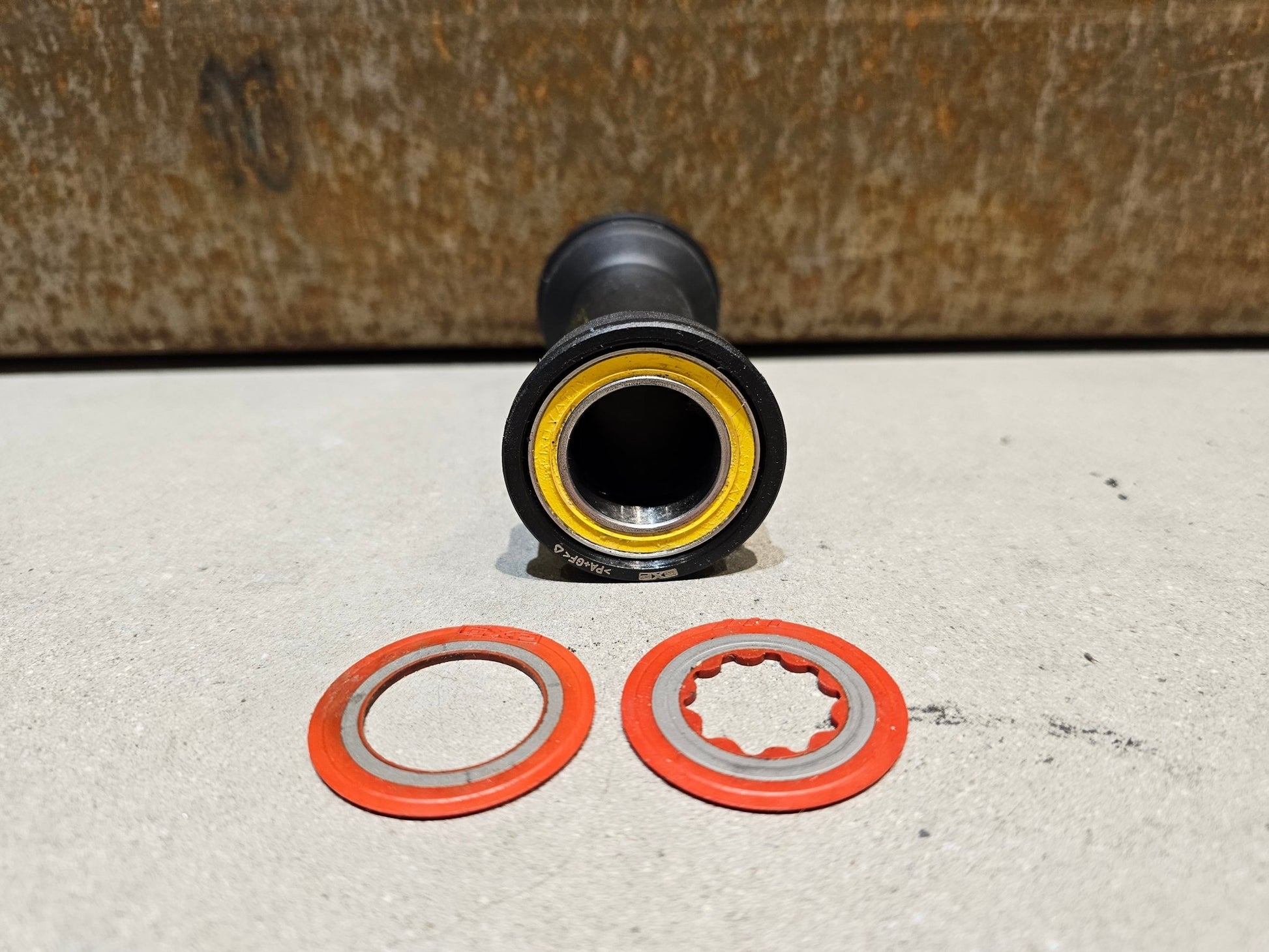 Schaltgruppen von Sram, SRAM FORCE 1 SCHALTGRUPPE POWERMETER / RD / KASSETTE / SHIFTER / KURBEL 1 x 11 fach in variant_title vor USEDBIKES - OB.DE Hintergrund