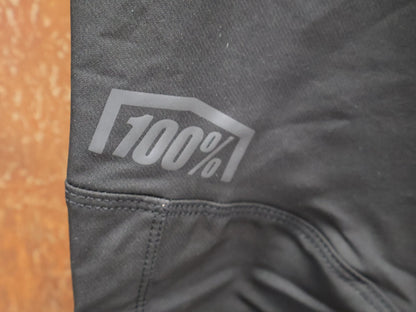 Hosen Herren von 100%, 100% – AIRMATIC BIKE HOSE HERREN / BLACK / 4 - WAY STRETCH / TRAIL & ALL - MOUNTAIN vor USEDBIKES - OB.DE Hintergrund