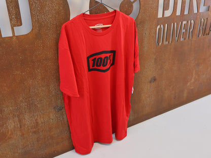 Freizeitbekleidung von 100%, 100% ESSENTIAL T-SHIRT / ROT / GR. XL / GROSSES BRUST-LOGO / COTTON-MIX vor USEDBIKES-OB.DE Hintergrund