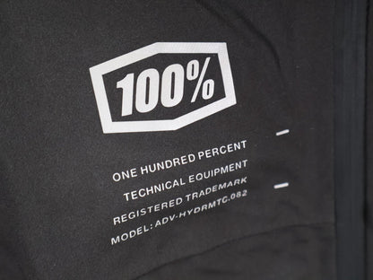 Regenbekleidung Herren von 100%, 100% – HYDROMATIC JACKE HERREN / BLACK / REGENJACKE / STRETCH MATERIAL vor USEDBIKES - OB.DE Hintergrund