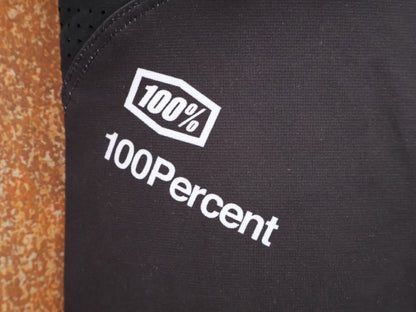 Hosen Herren von 100%, 100% – R - CORE X PANTS / BLACK - WHITE / TREK FACTORY RACING TEAM GRAPHICS / 4 - WAY STRETCH vor USEDBIKES - OB.DE Hintergrund