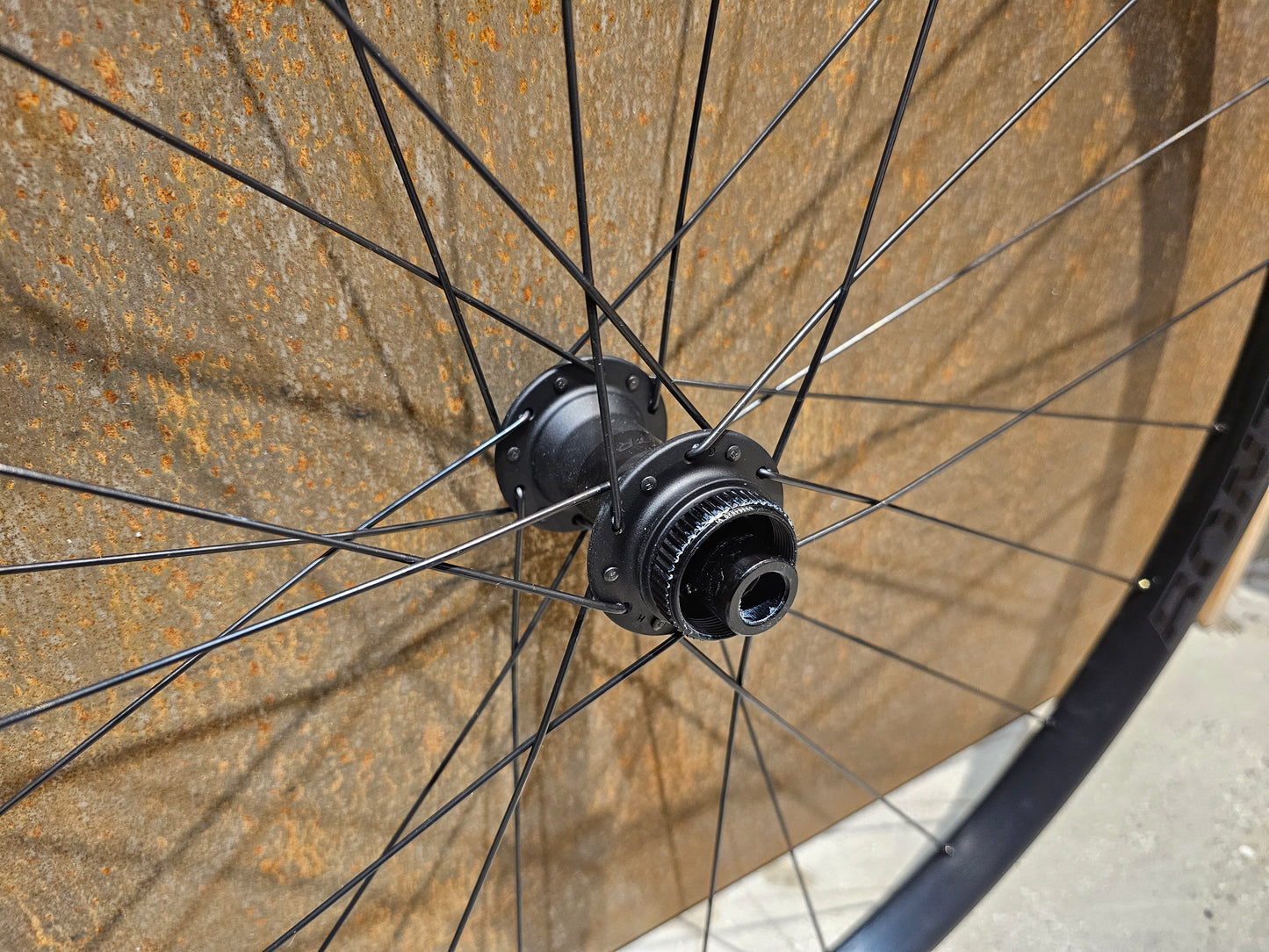 BONTRAGER PARADIGM COMP 25 TLR LAUFRADSATZ DISC