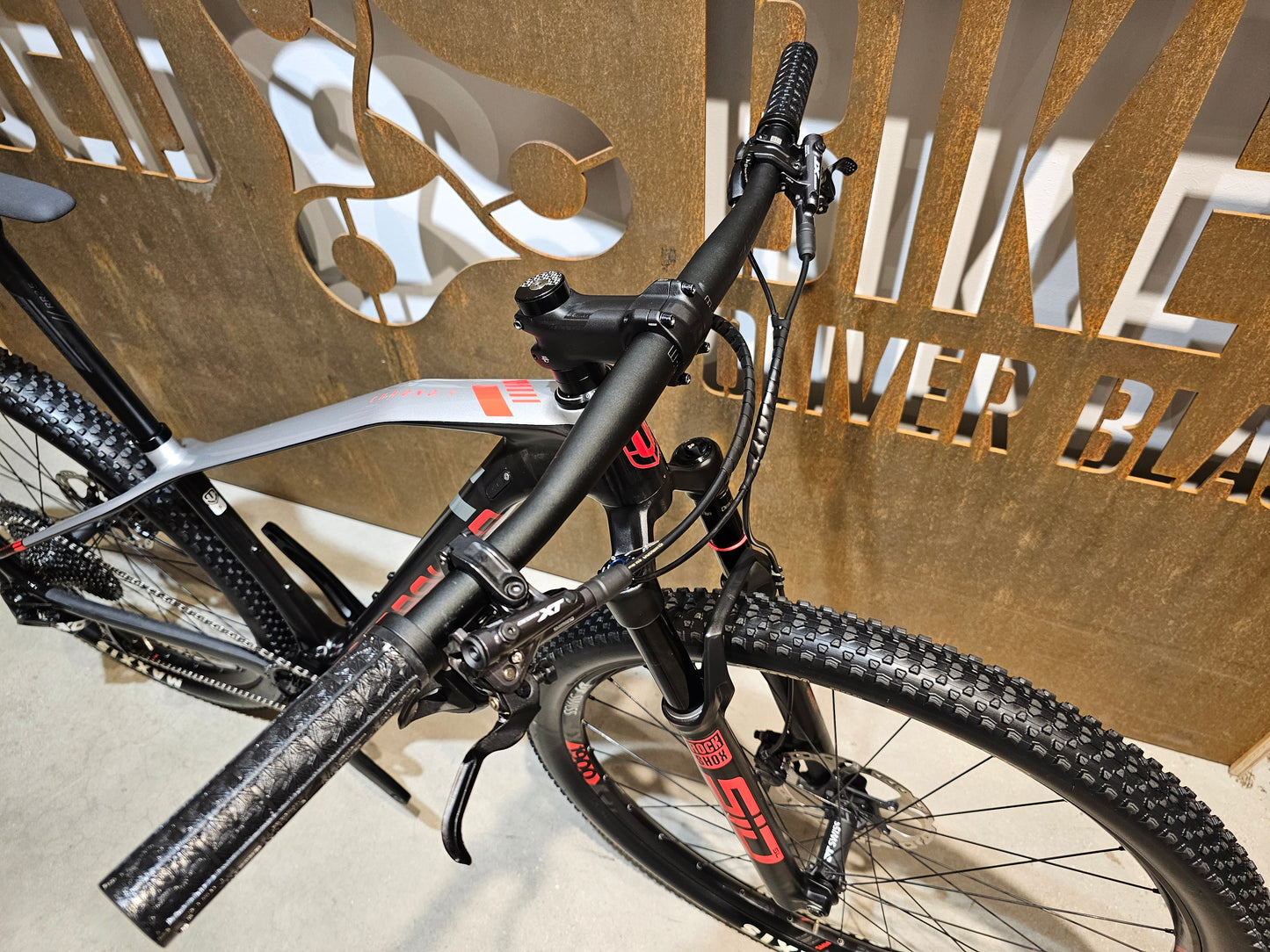 MONDRAKER CHRONO R CARBON / CUSTOMBUILD / S
