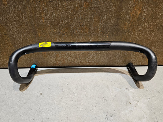 PRO VIBE CARBON ANATOMIC LENKER 420MM B-WARE