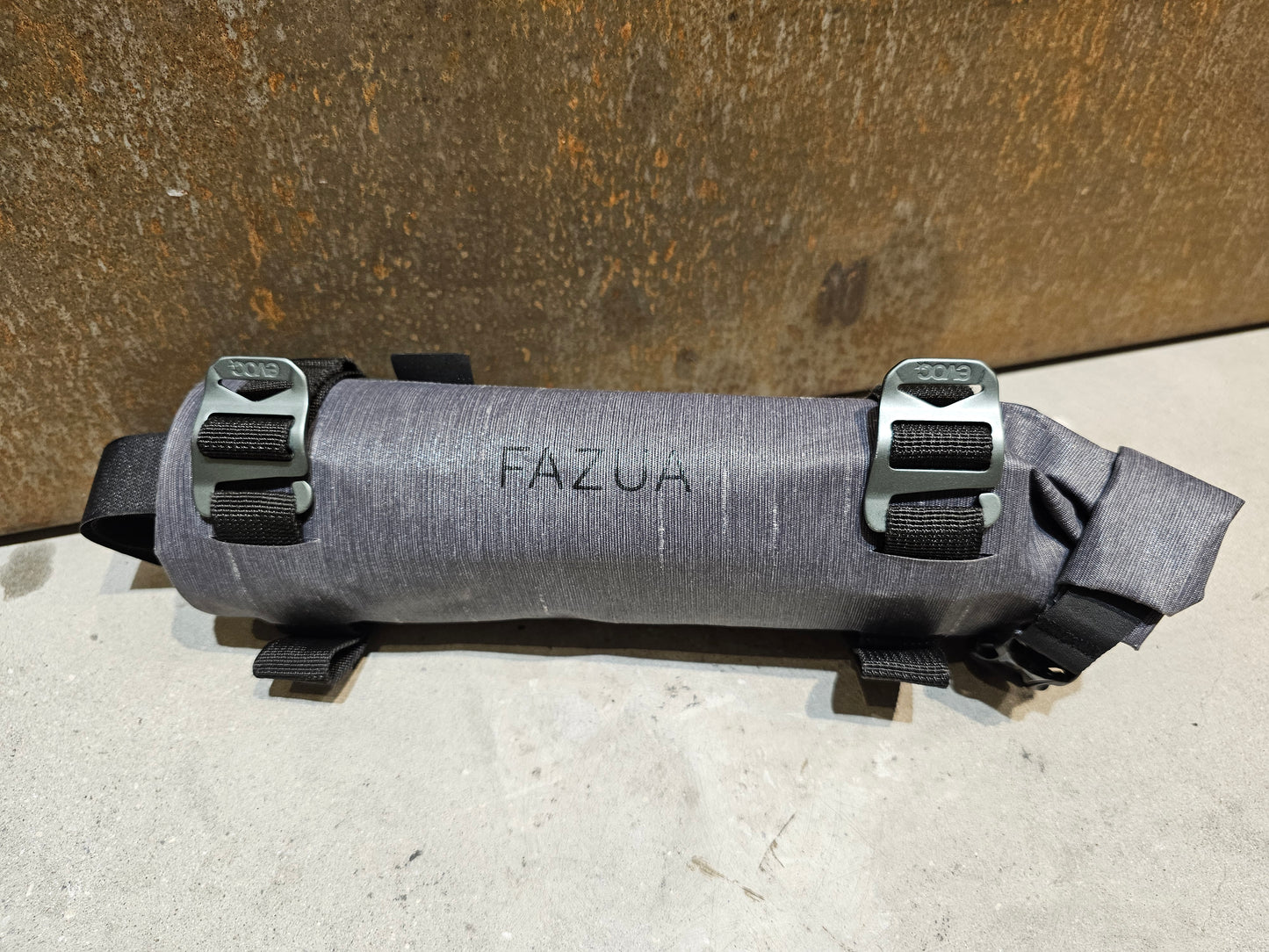 FAZUA BATTERY BAG / EVOC