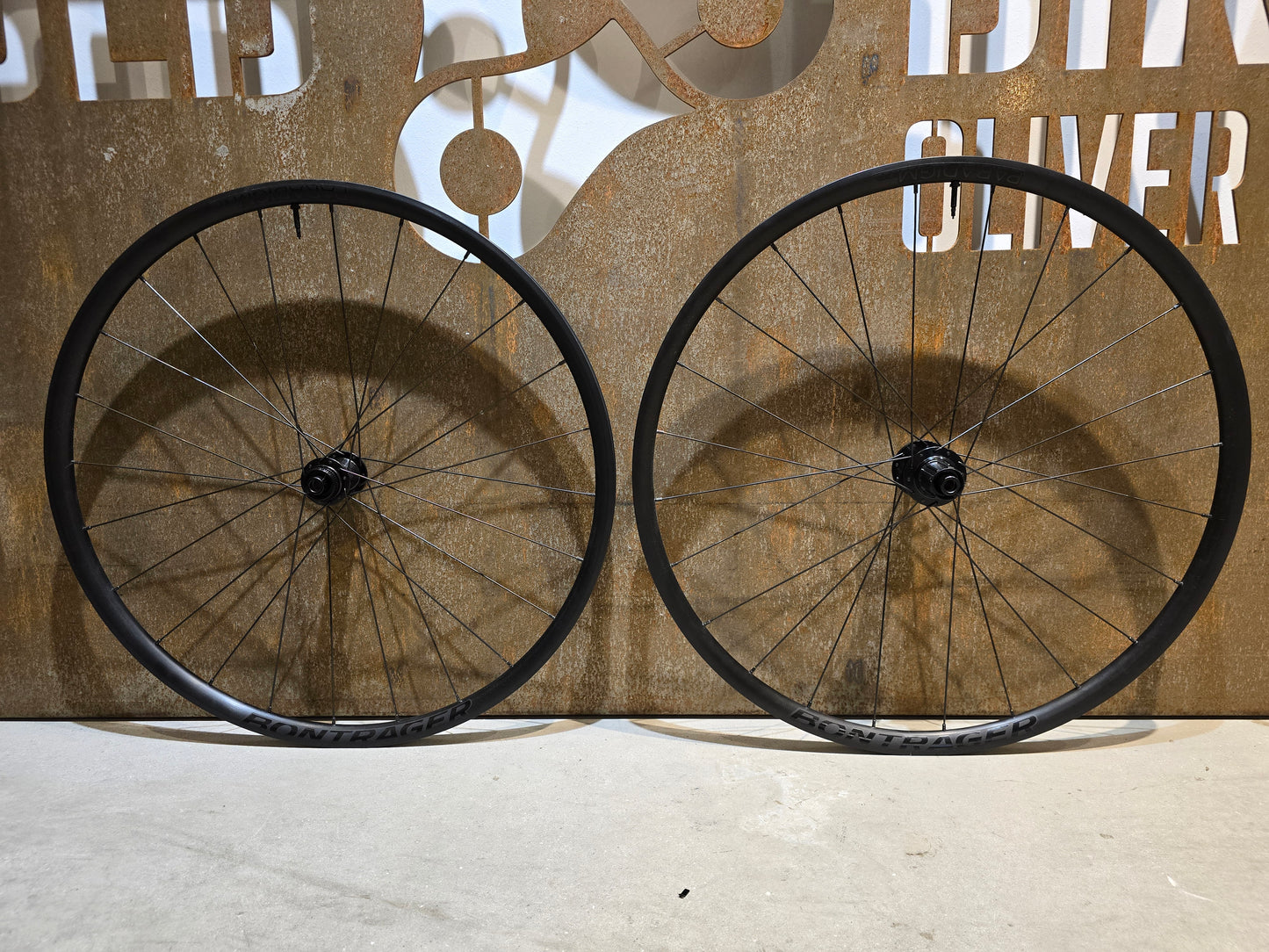 BONTRAGER PARADIGM SL LAUFRADSATZ DISC / SCHWARZ