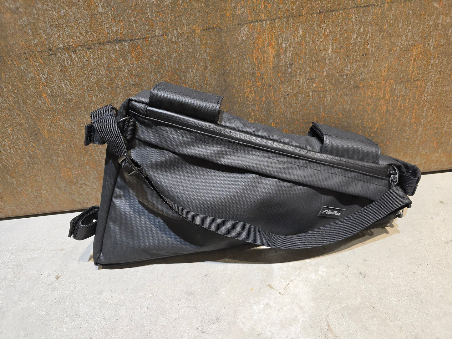 ELECTRA TRIANGLE RAHMENTASCHE 2,7L