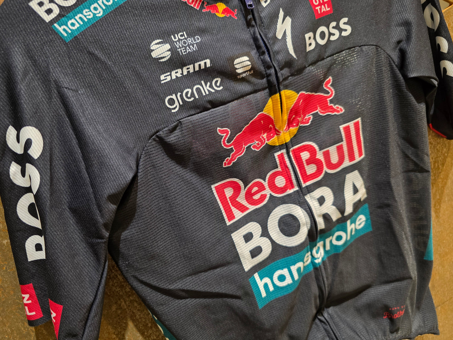 SPORTFUL RED BULL - BORA HANSGROHE LIGHT JERSEY / KURZARM TRIKOT