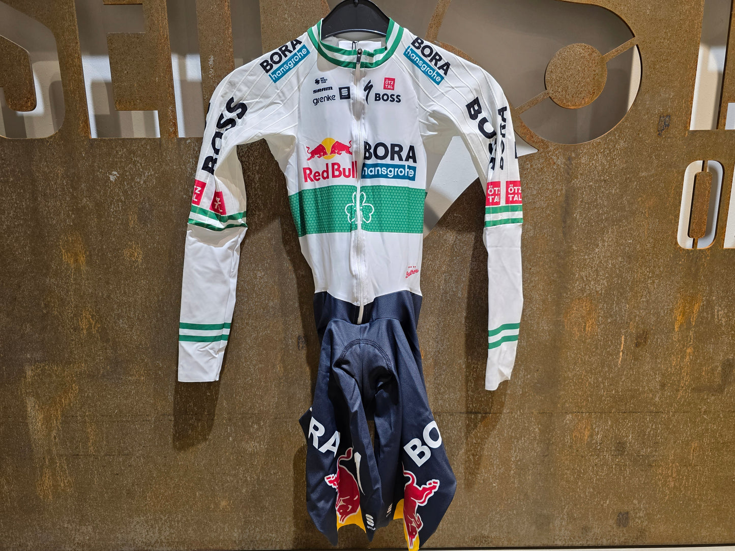 SPORTFUL RED BULL - BORA HANSGROHE HABANERO SPEED SUIT / IRISCHER MEISTER