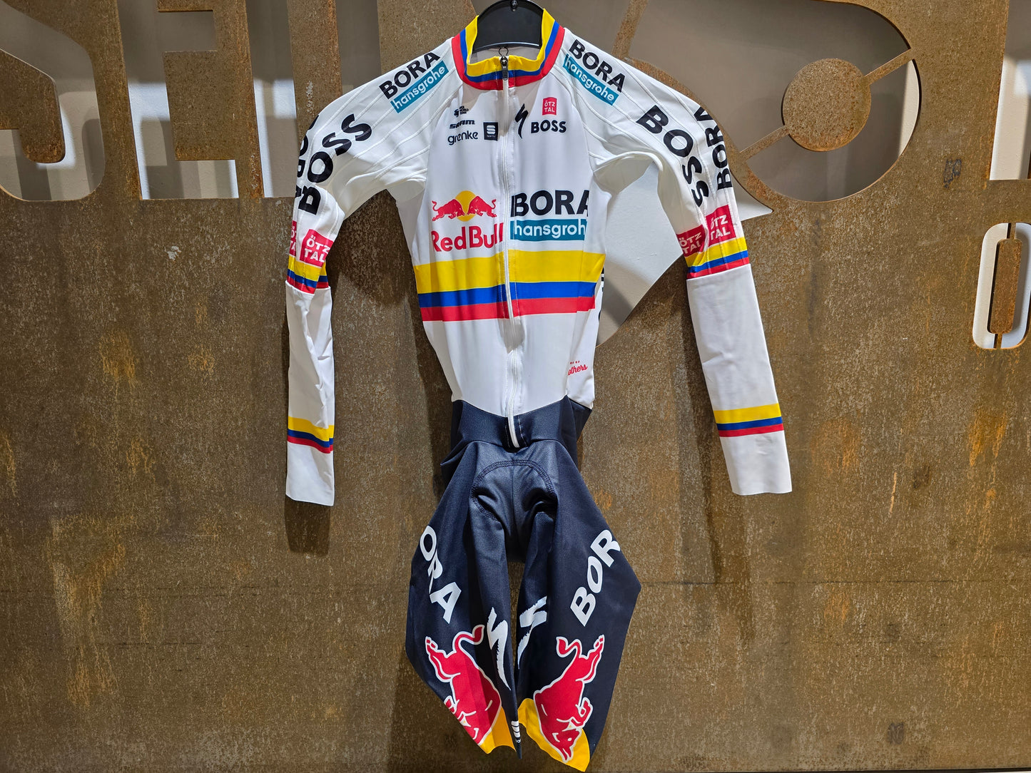 SPORTFUL RED BULL - BORA HANSGROHE HABANERO SPEED SUIT / KOLUMBIANISCHER MEISTER