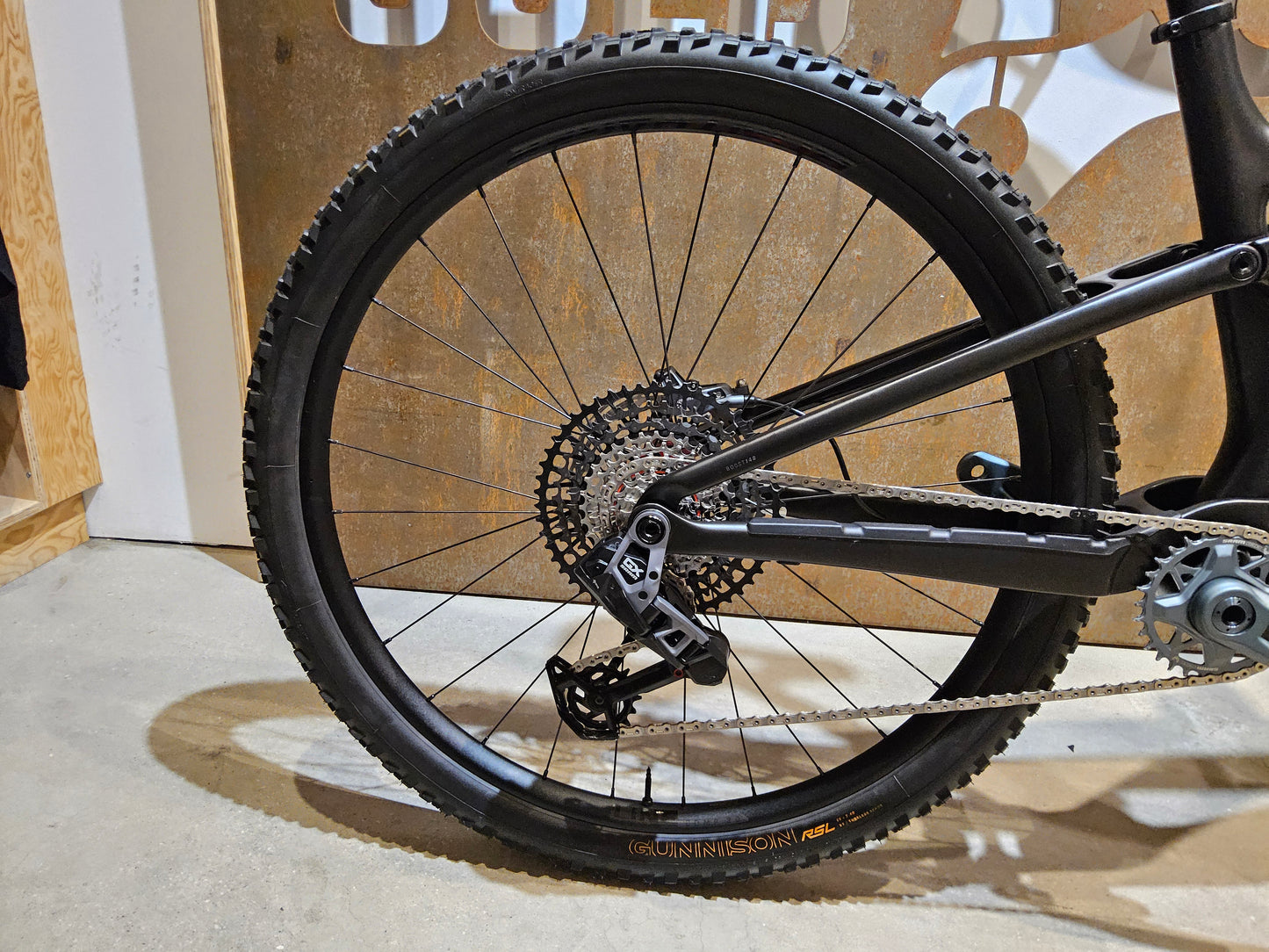 TREK TOP FUEL 9.8 GX AXS / L