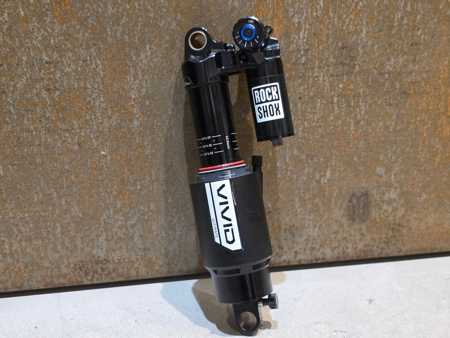 ROCK SHOX VIVID ULTIMATE RC2T DÄMPFER 230X62.5MM