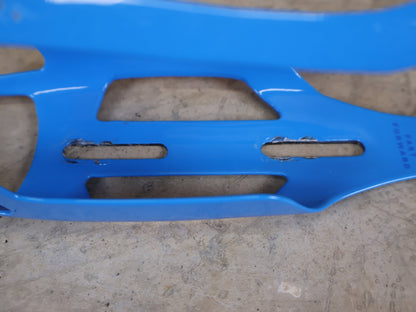 Trinkflaschen und Halter von Trek, 2x TREK RSL AERO CARBON FLASCHENHALTER / WATERLOO BLUE SET vor USEDBIKES - OB.DE Hintergrund