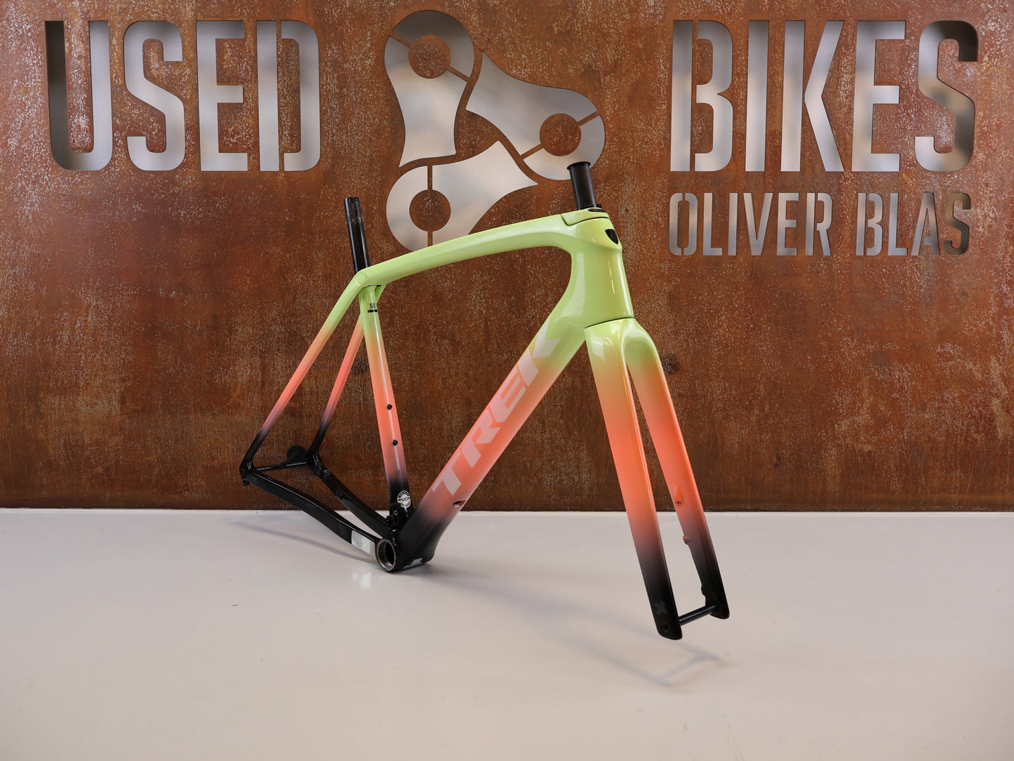 TREK BOONE RAHMENSET / LOWSTICK TO LIVING CORAL FADE / DISC / 56CM