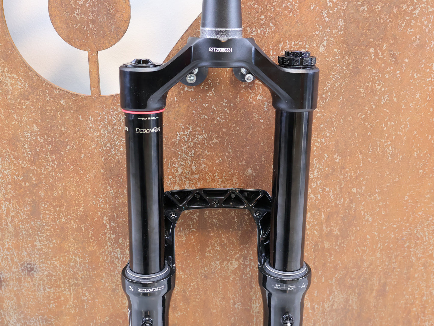 ROCKSHOX ZEB ULTIMATE 29" FEDERGABEL / 170 MM / CHARGER 3 RC2 / BOOST / GLOSS BLACK