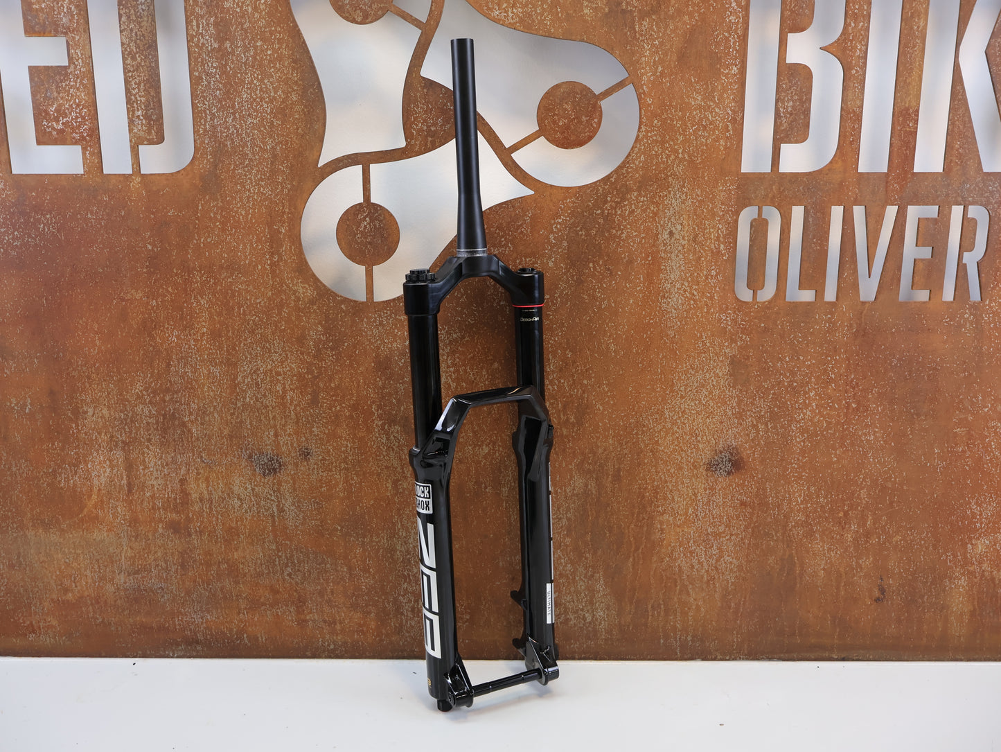 ROCKSHOX ZEB ULTIMATE 29" FEDERGABEL / 170 MM / CHARGER 3 RC2 / BOOST / GLOSS BLACK