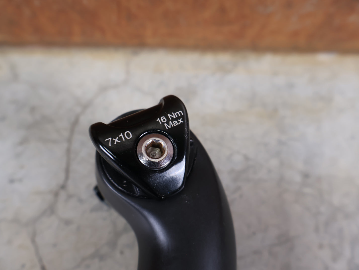 TREK SEAT MAST CARBON SEAT TURF ATTACHMENT SEATPOST 135MM / SB 20MM 